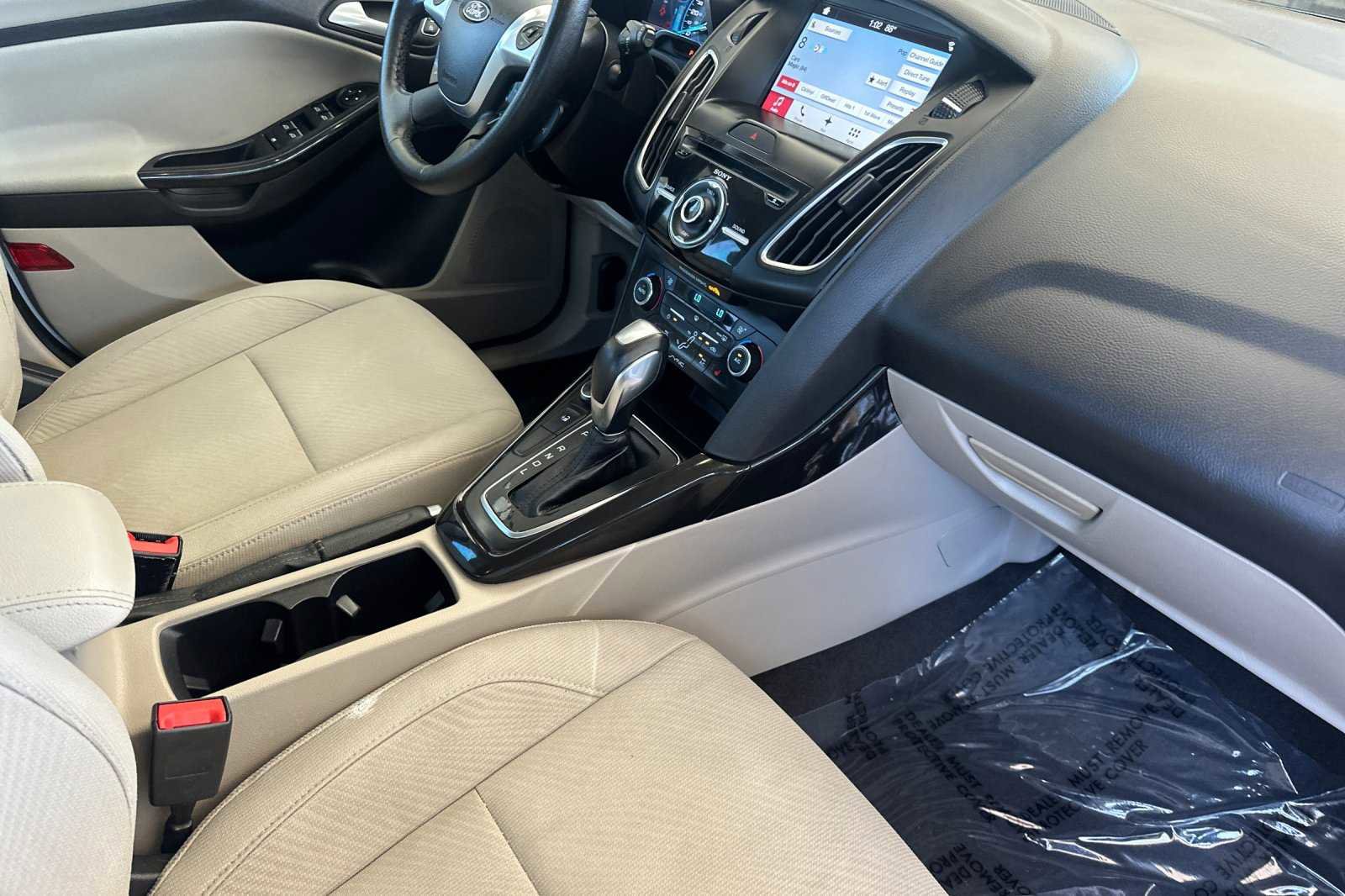 Used 2017 Ford Focus Electric Hatchback image 17