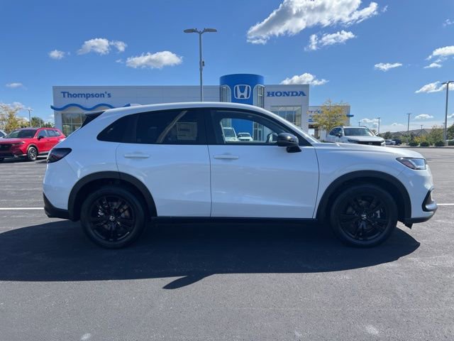 New 2026 Honda HR-V Sport image 2