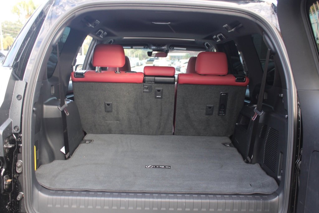 Used 2023 Lexus GX 460 Premium w/ Premium Package image 26