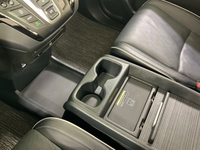Used 2022 Honda Odyssey Elite image 12
