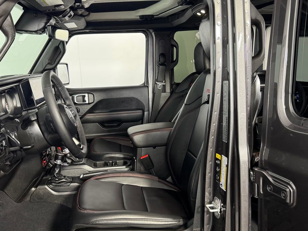 Certified 2025 Jeep Wrangler Unlimited Rubicon image 21