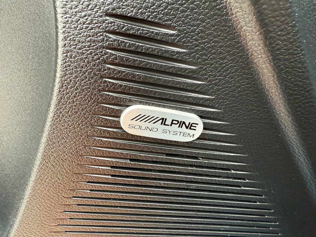 Used 2023 Dodge Challenger SXT image 24