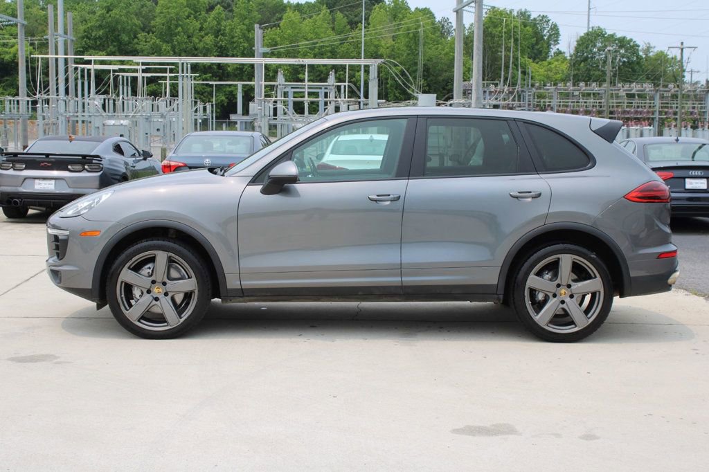 Used 2018 Porsche Cayenne S image 4