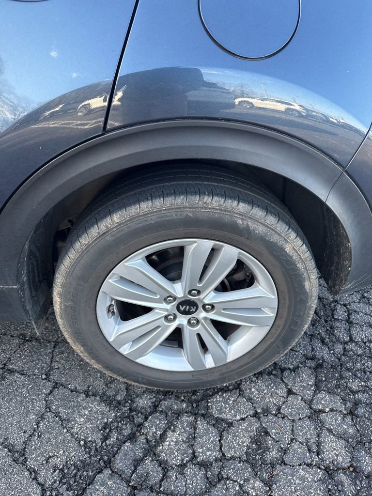 Used 2018 Kia Sportage LX image 12