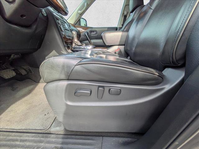 Used 2017 INFINITI QX80 2WD w/ Driver Assistance Package image 17