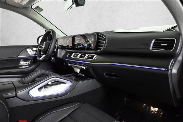 New 2026 Mercedes-Benz GLS 450 4MATIC image 25
