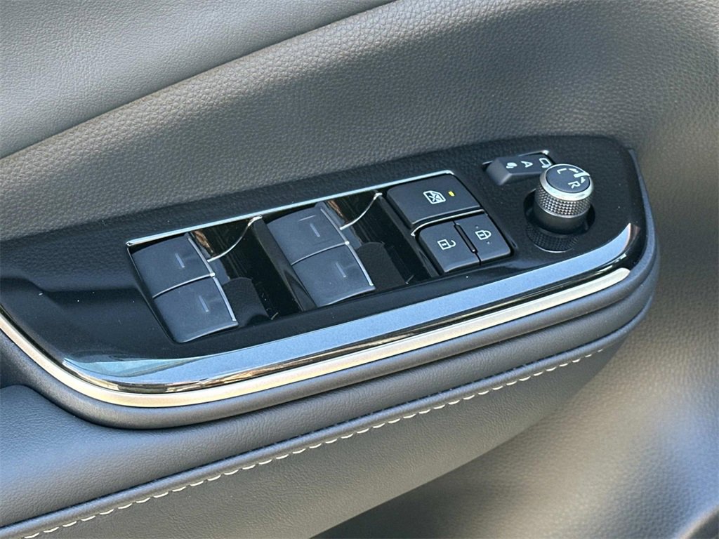 New 2026 Toyota Crown Platinum image 16