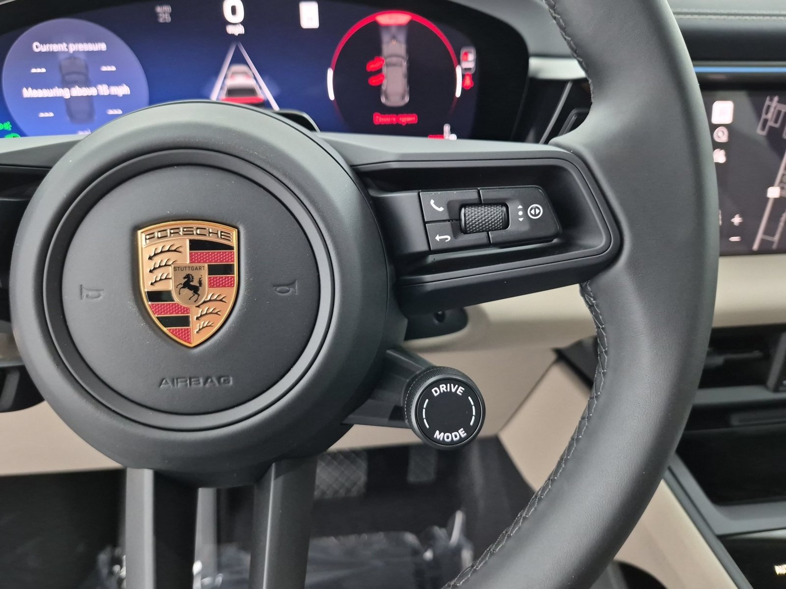 New 2026 Porsche Macan 4 Electric AWD/4WD image 21