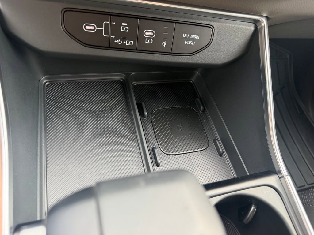 Certified 2026 Kia Carnival EX image 20