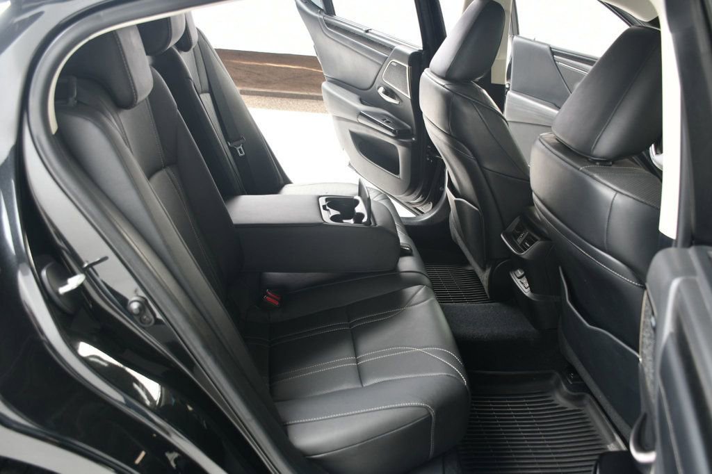 Used 2022 Lexus ES 350 Ultra Luxury image 39