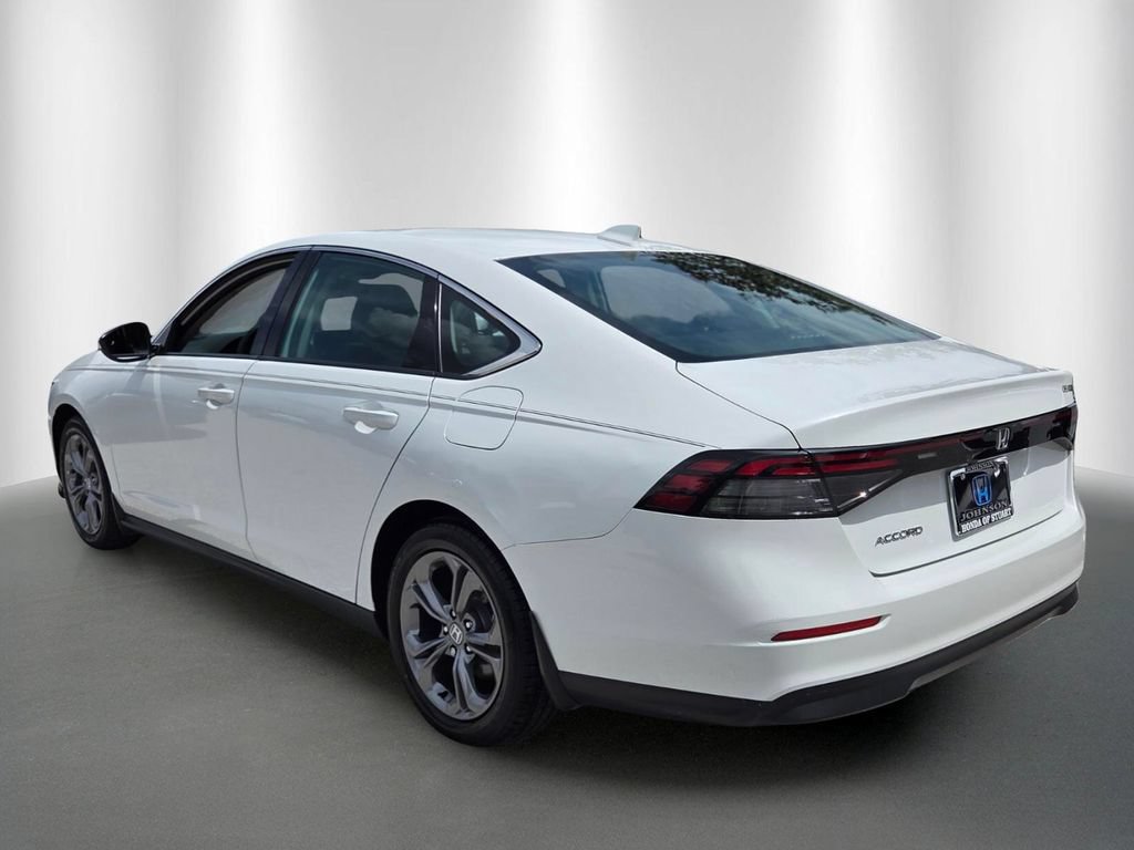 Certified 2024 Honda Accord EX image 5