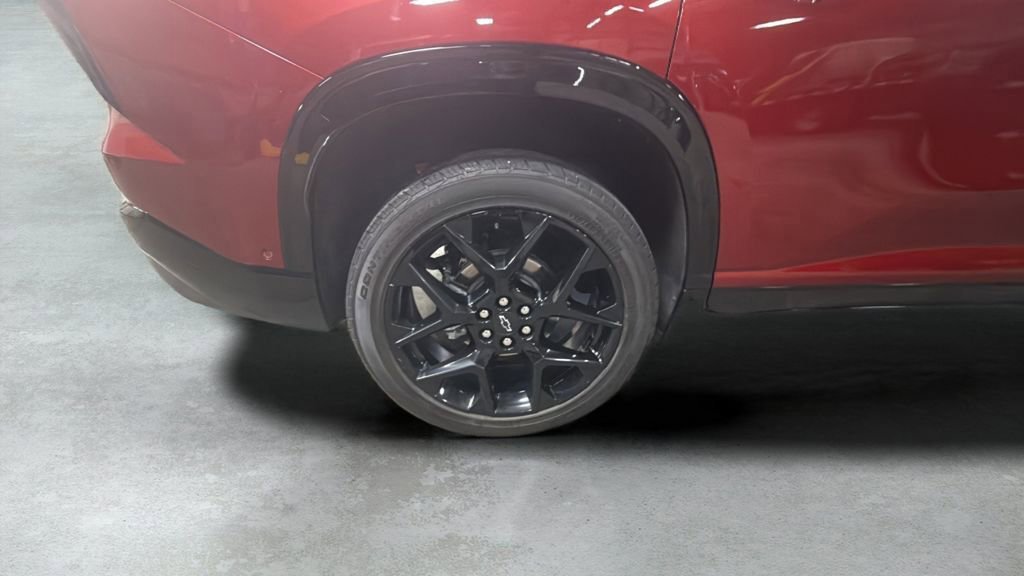 Used 2024 Chevrolet Traverse RS image 44
