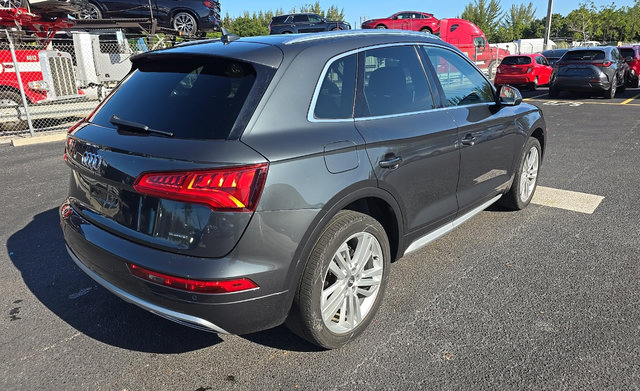 Used 2019 Audi Q5 2.0T Premium Plus w/ Premium Plus Package AWD/4WD image 2