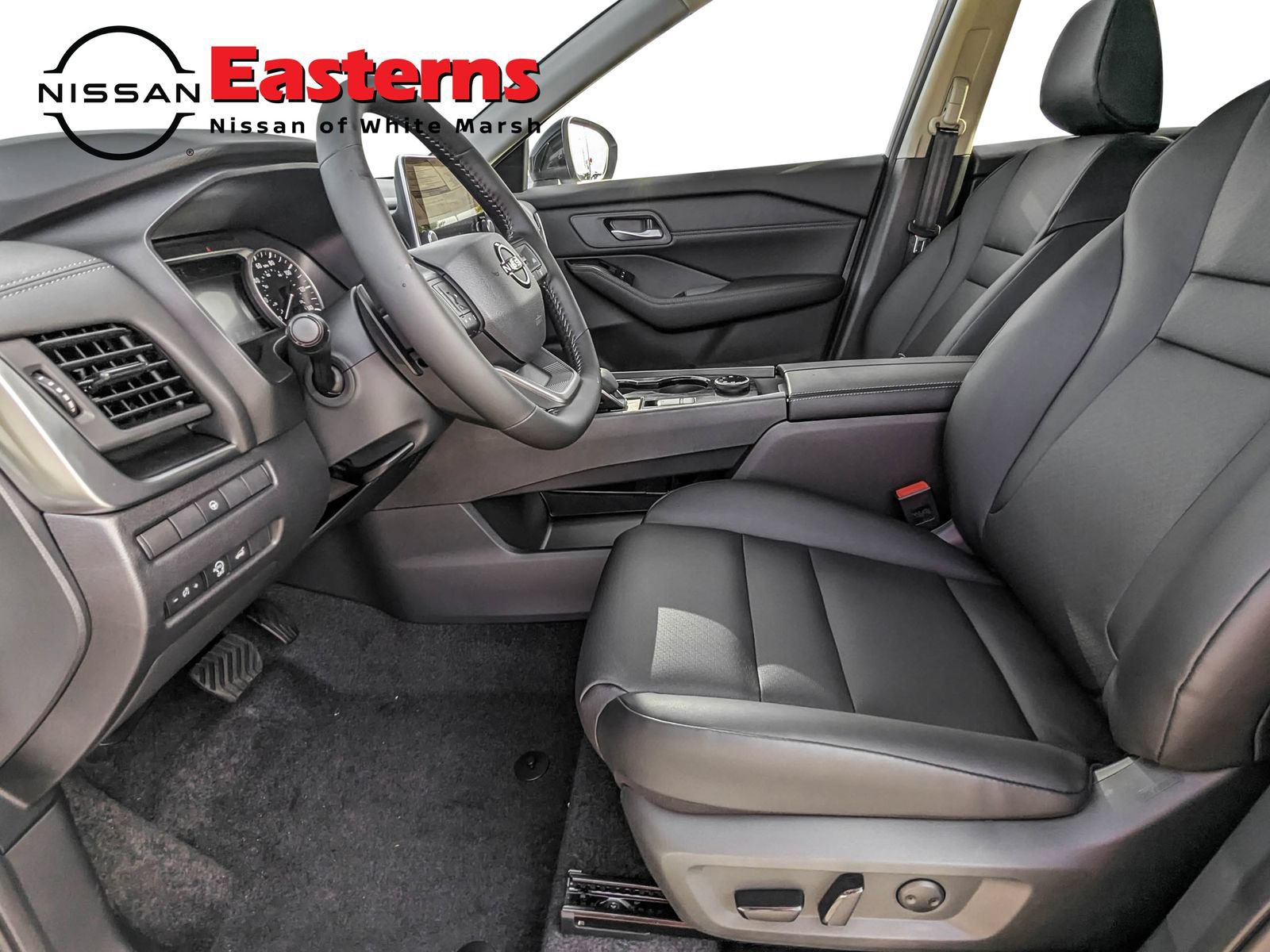 New 2026 Nissan Rogue Dark Armor AWD/4WD image 15