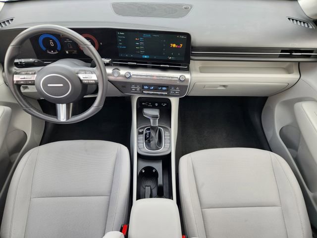 Used 2025 Hyundai Kona SEL image 26