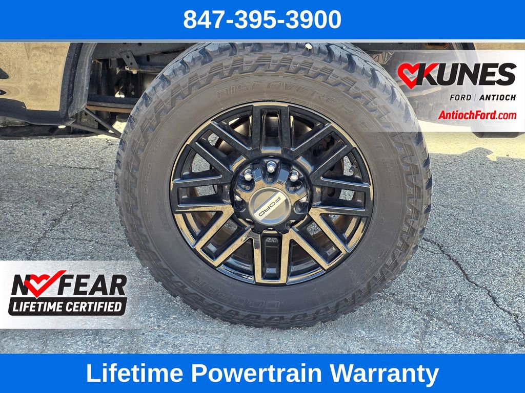 Used 2022 Ford F250 XLT w/ Black Appearance Package AWD/4WD image 15