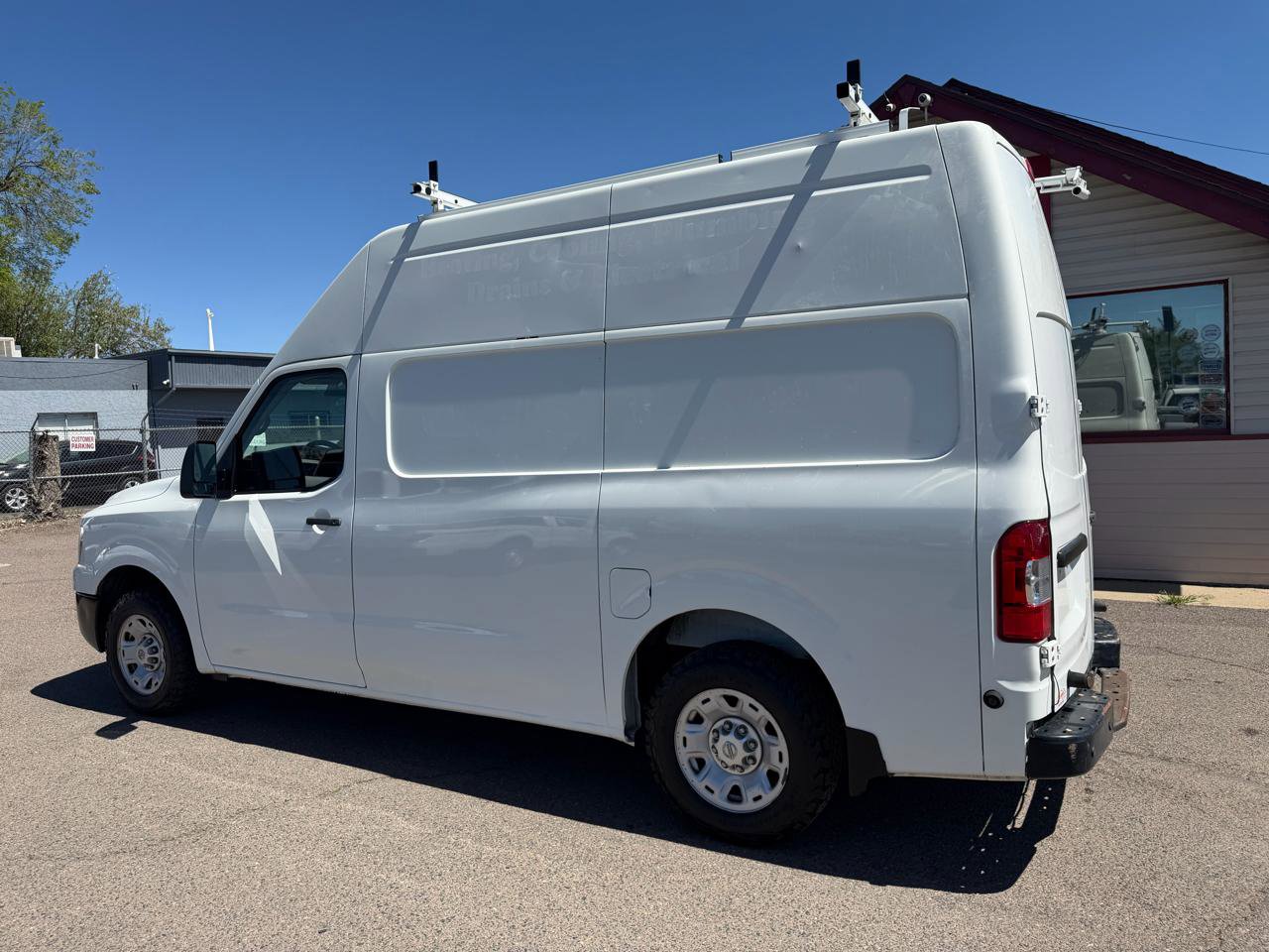 Used 2016 Nissan NV 2500 SV RWD image 6