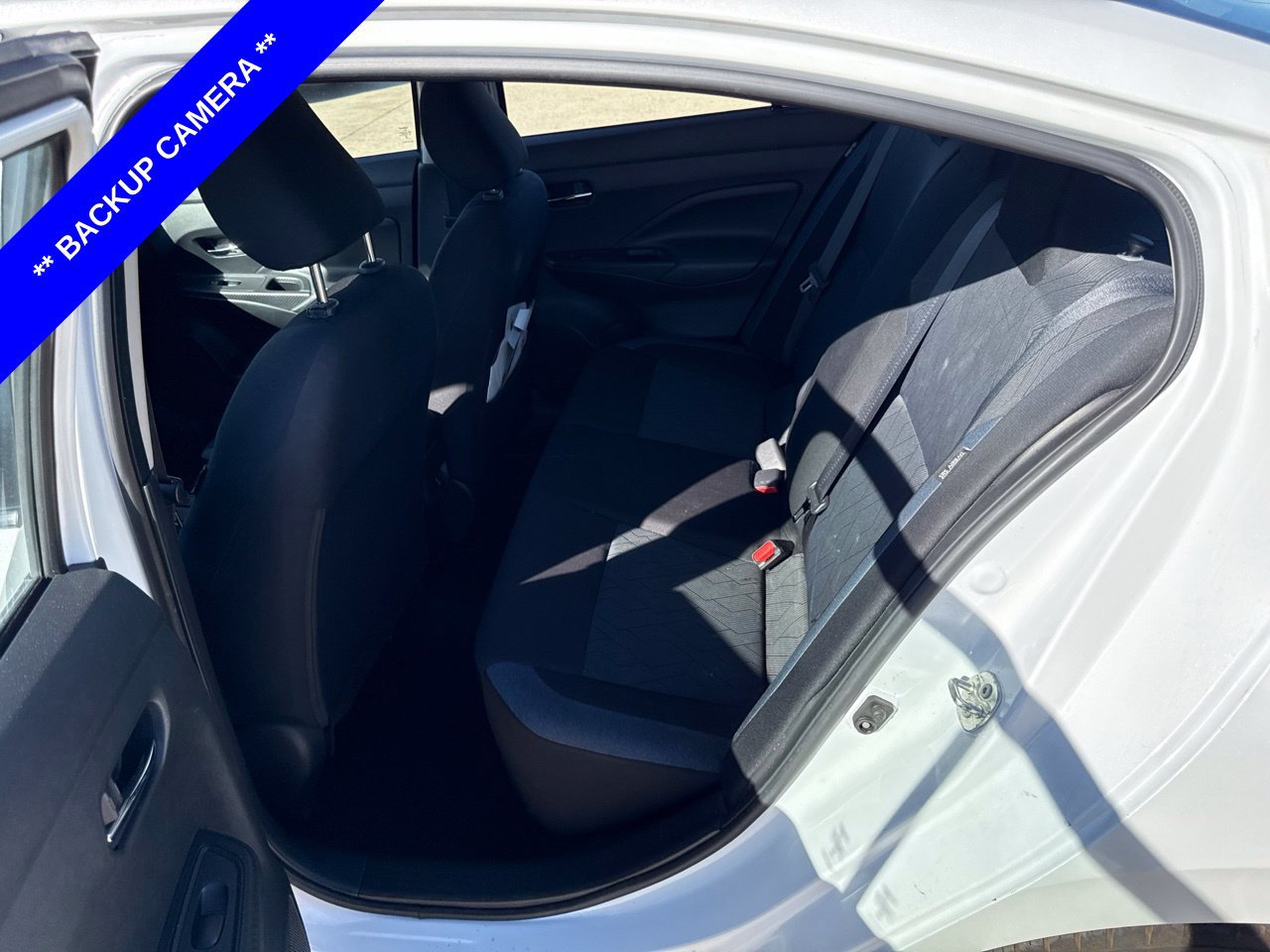 Used 2023 Nissan Versa SV FWD image 6