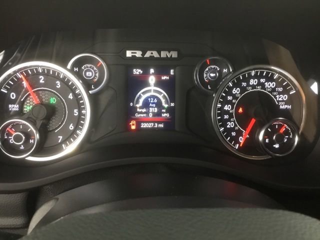 Used 2024 RAM 3500 Big Horn w/ Towing Technology Group image 32