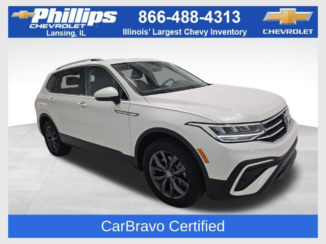 Used 2023 Volkswagen Tiguan SE w/ Panoramic Sunroof Package