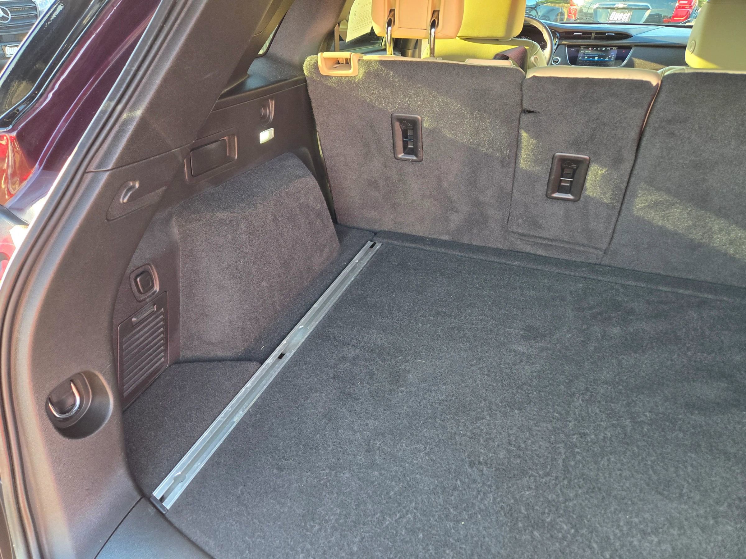 Used 2017 Cadillac XT5 Luxury w/ Driver Awareness Package image 58