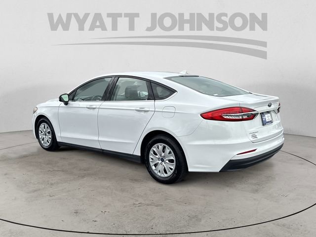 Used 2020 Ford Fusion S image 3