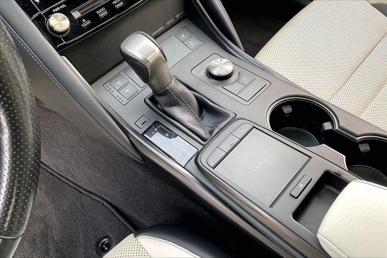 Used 2021 Lexus IS 350 F Sport w/ Accessory Package image 32