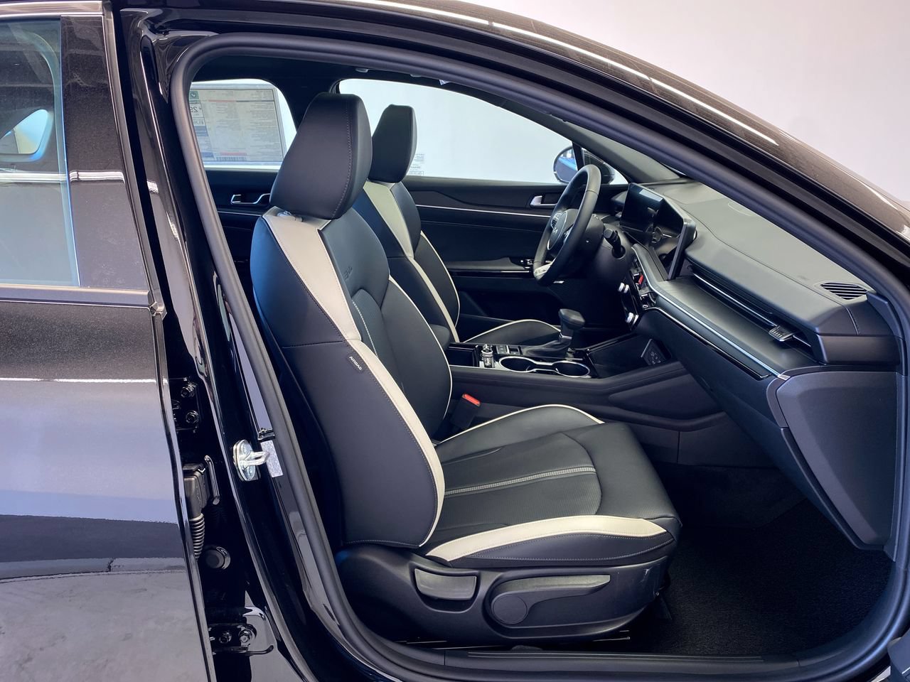 New 2026 Kia K5 GT-Line FWD image 30