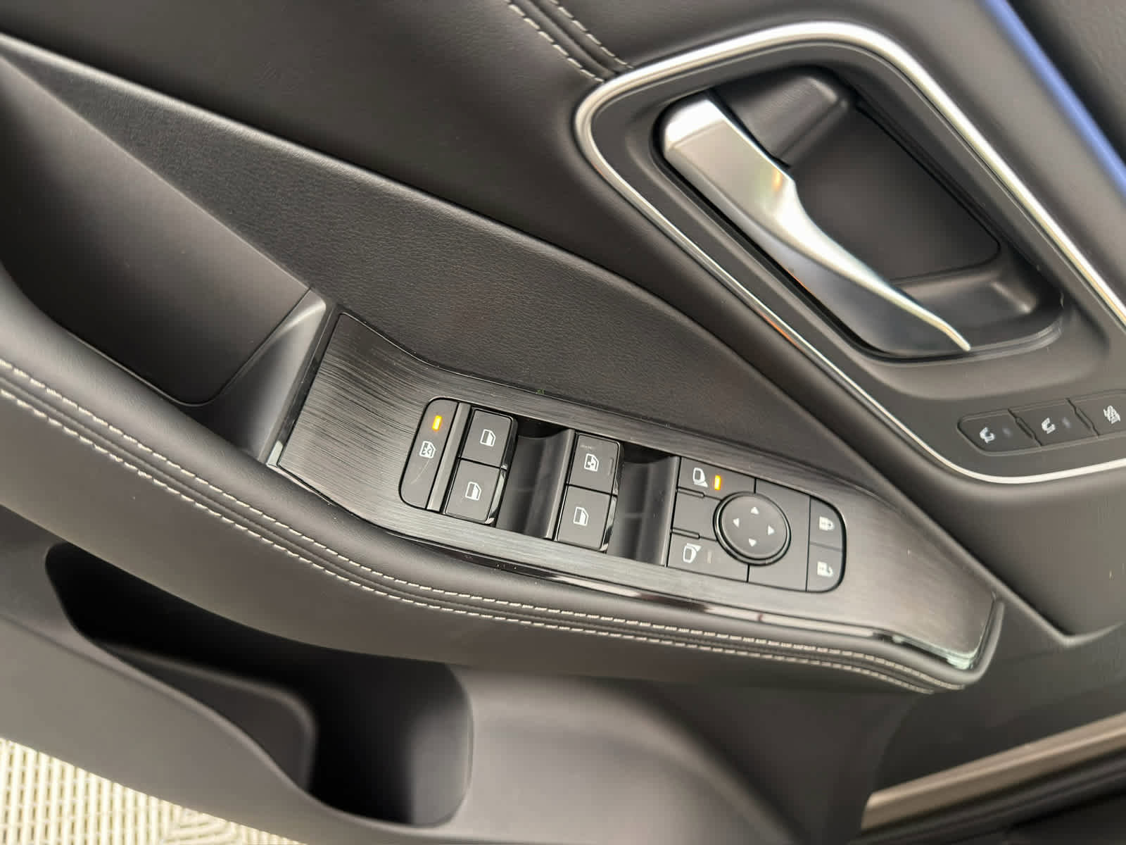 New 2026 Nissan Rogue Platinum image 23