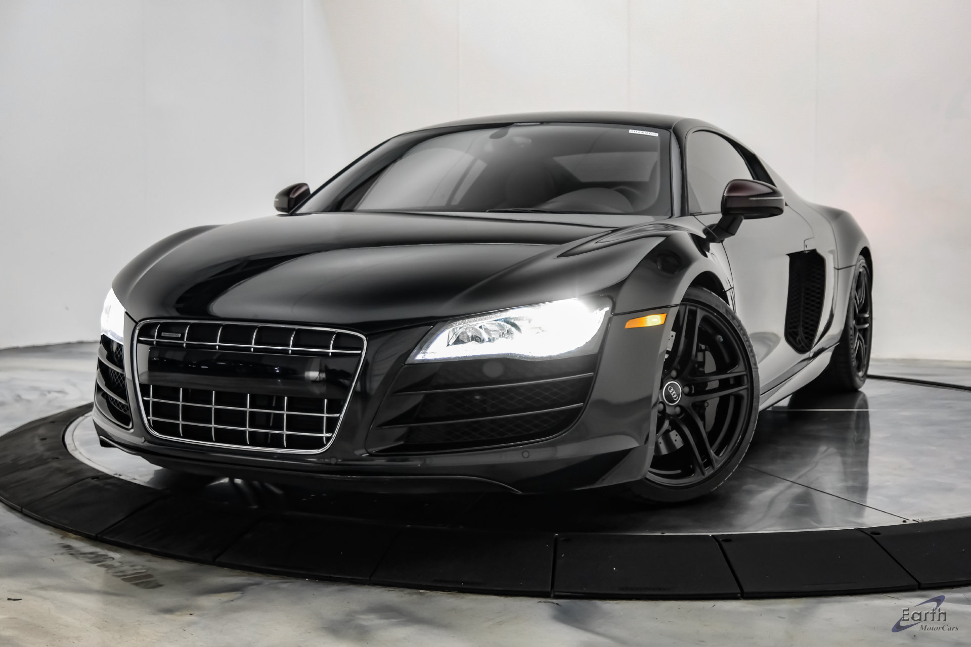 Used 2011 Audi R8 V10 AWD/4WD image 6
