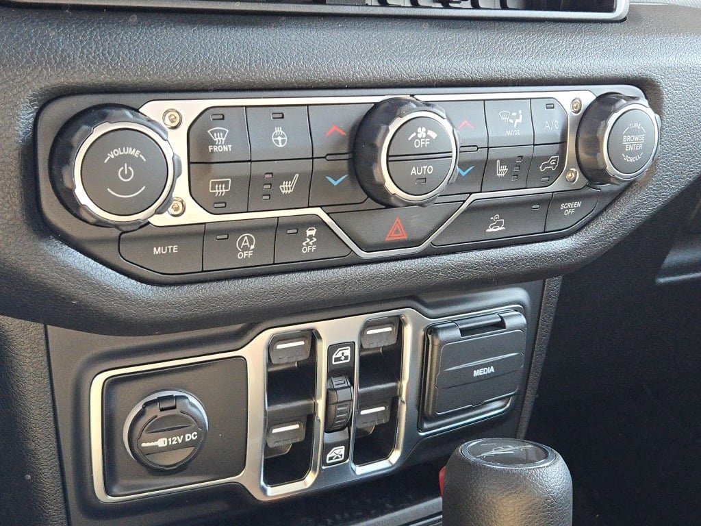 New 2026 Jeep Gladiator Sport image 29