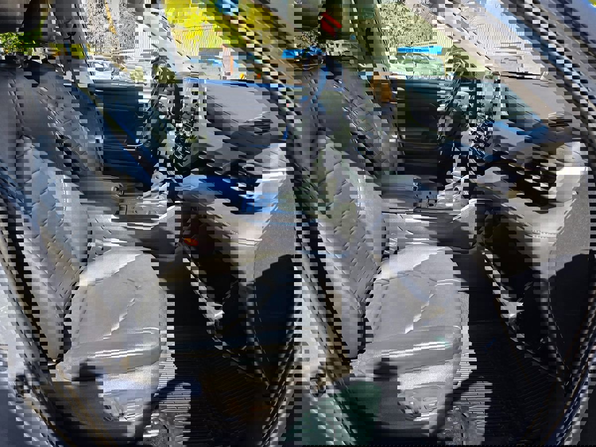 Used 2020 Toyota Highlander XLE image 15