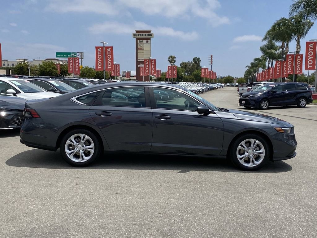 Used 2025 Honda Accord LX image 44