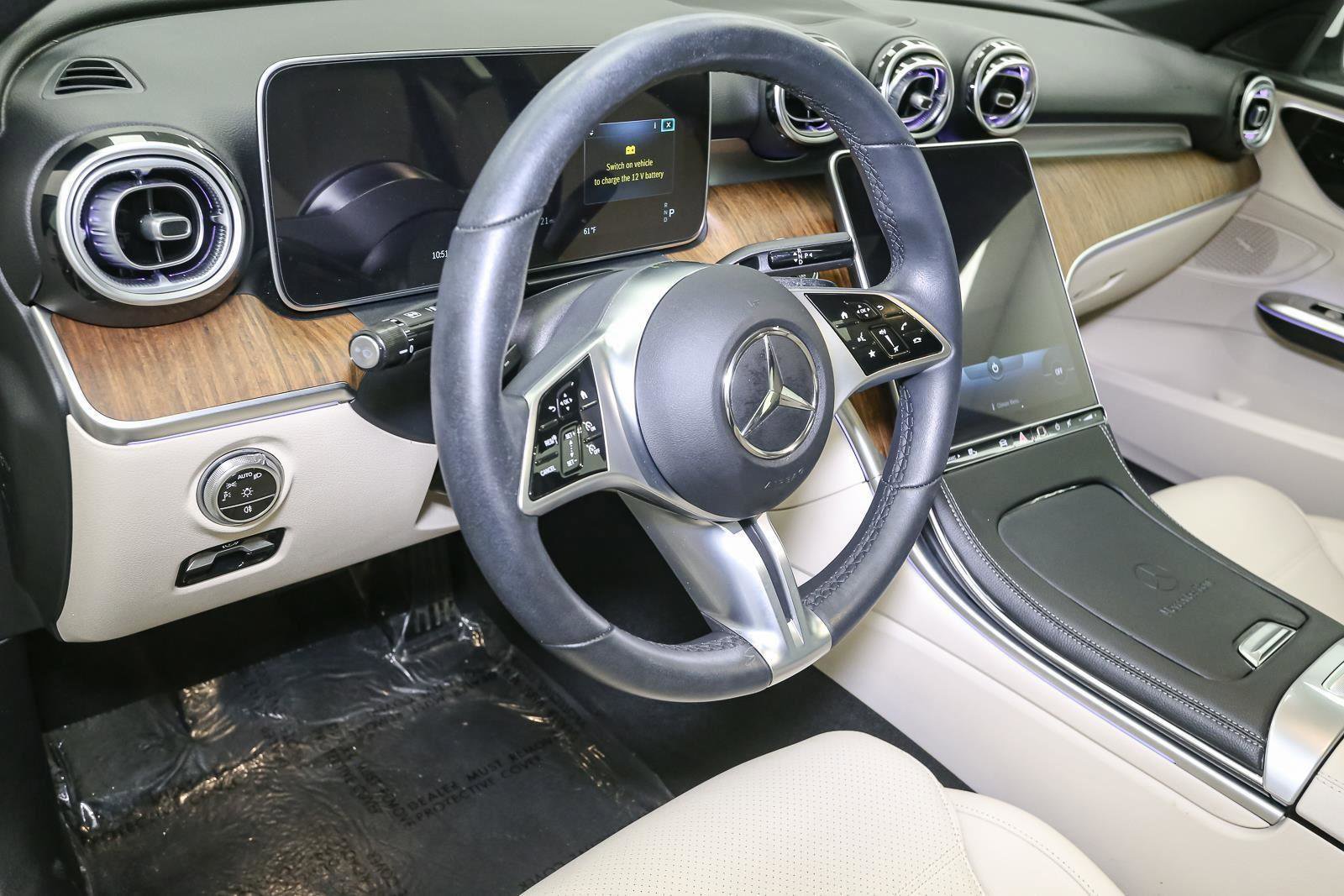 Used 2023 Mercedes-Benz C 300 4MATIC Sedan image 26