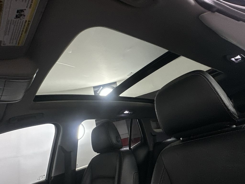 Used 2022 GMC Terrain SLT image 20