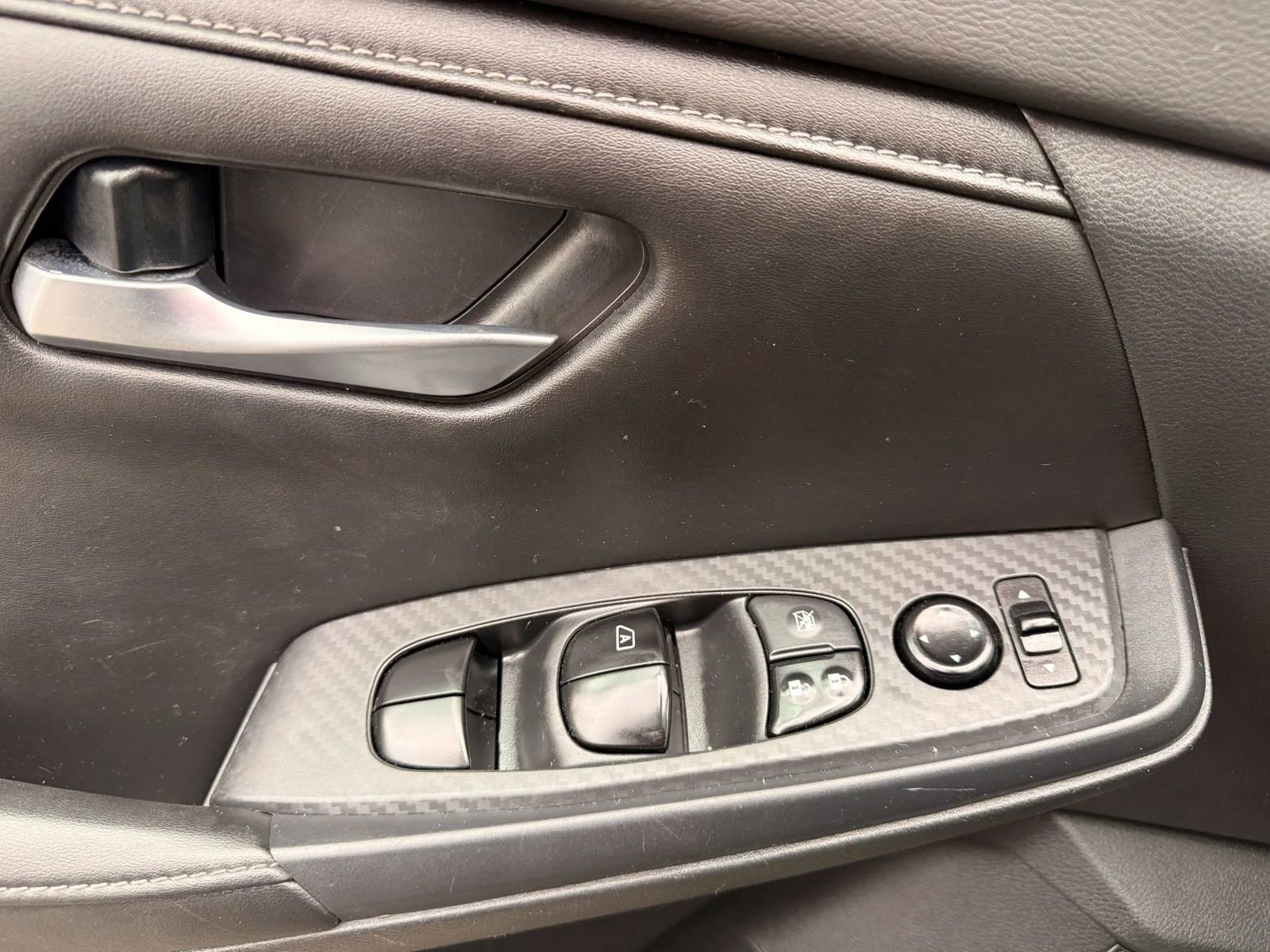 Used 2021 Nissan Sentra SV FWD image 9