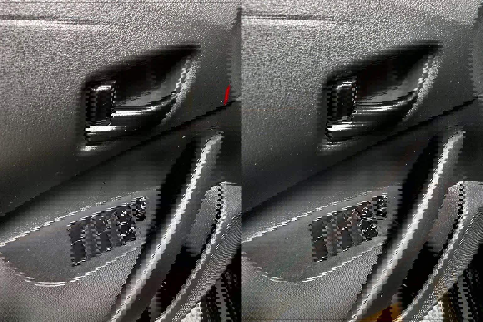 Certified 2024 Toyota Corolla LE image 30