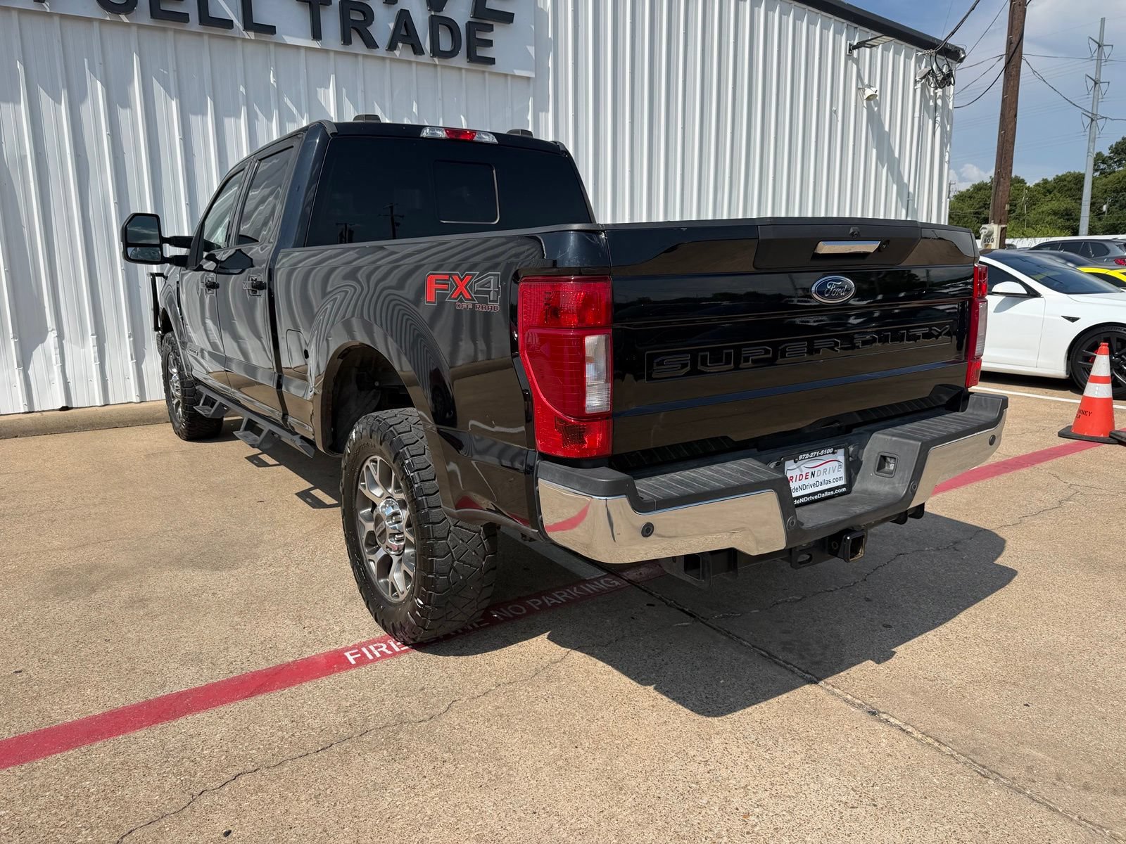 Used 2021 Ford F250 Lariat w/ FX4 Off-Road Package AWD/4WD image 4