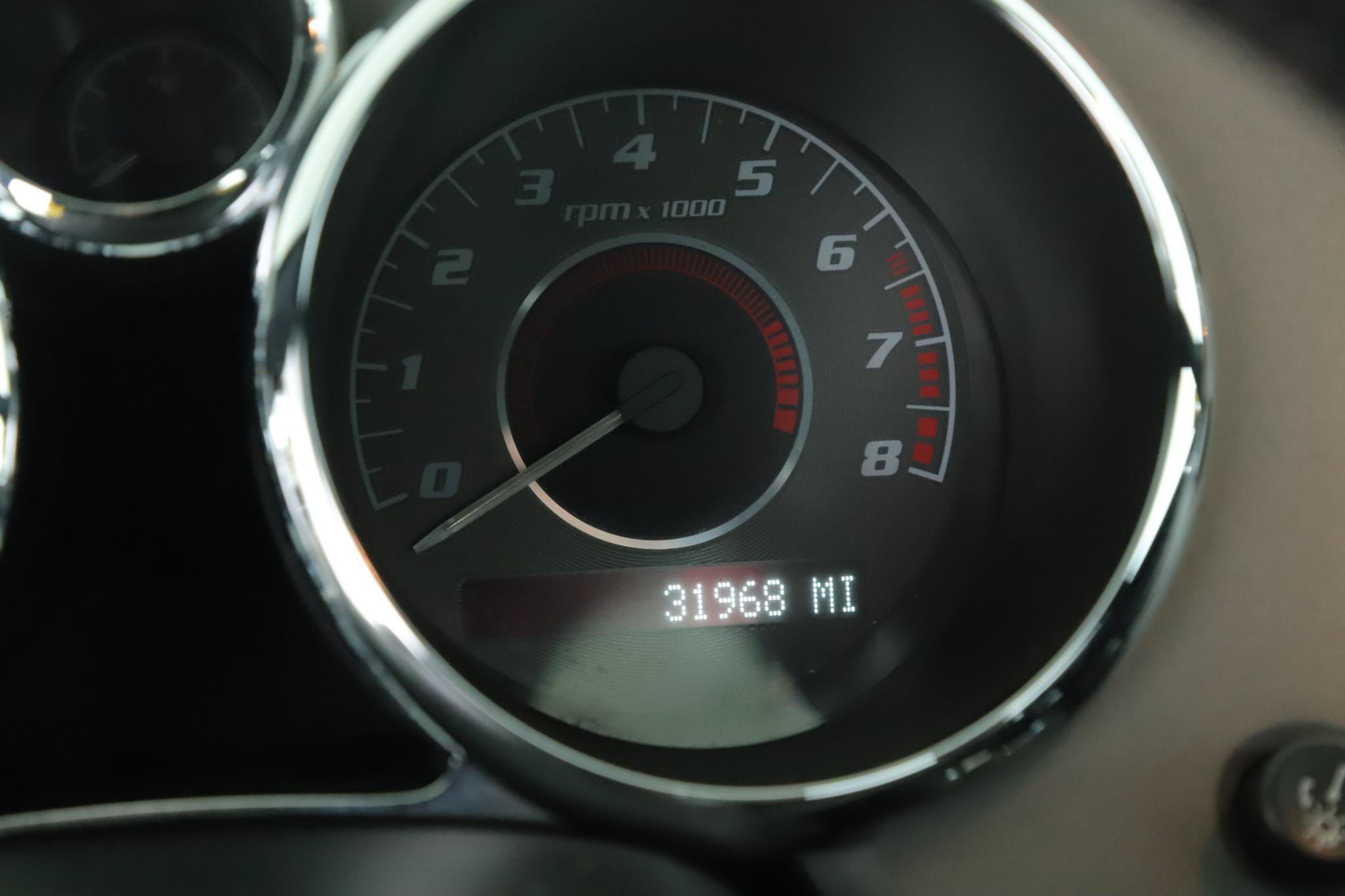 Used 2007 Pontiac Solstice GXP w/ Premium Package RWD image 10