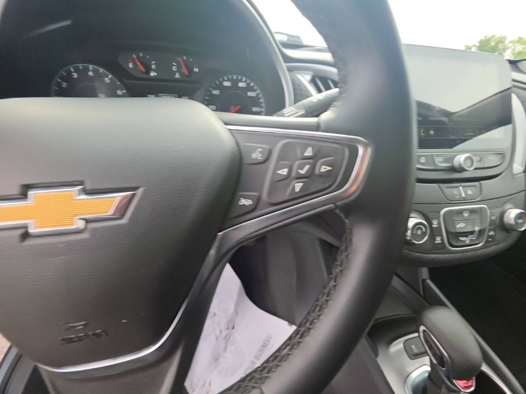 Used 2024 Chevrolet Malibu RS FWD image 18