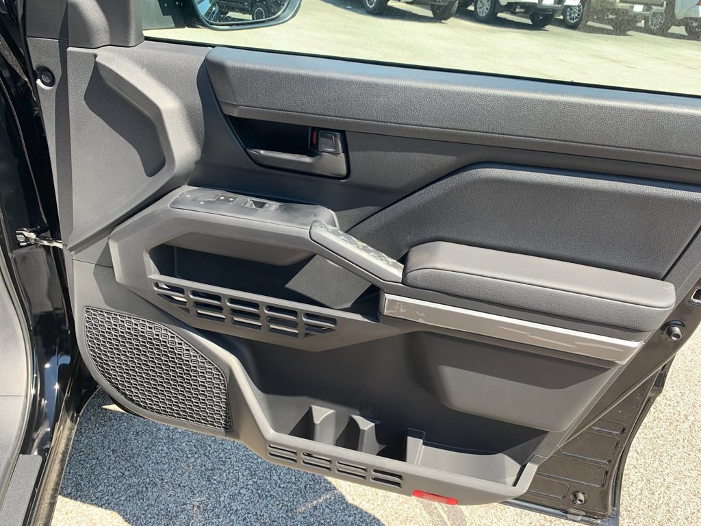 New 2026 Toyota Tacoma SR5 AWD/4WD image 18