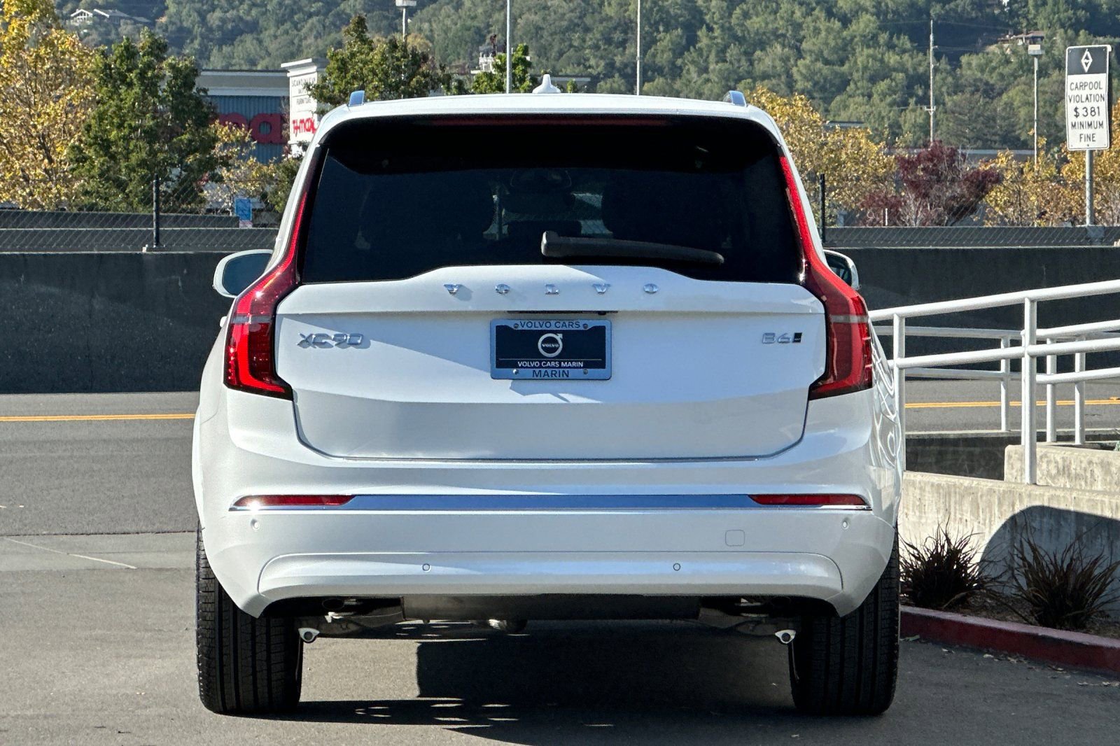 New 2026 Volvo XC90 B6 Plus w/ Protection Package Premier image 7