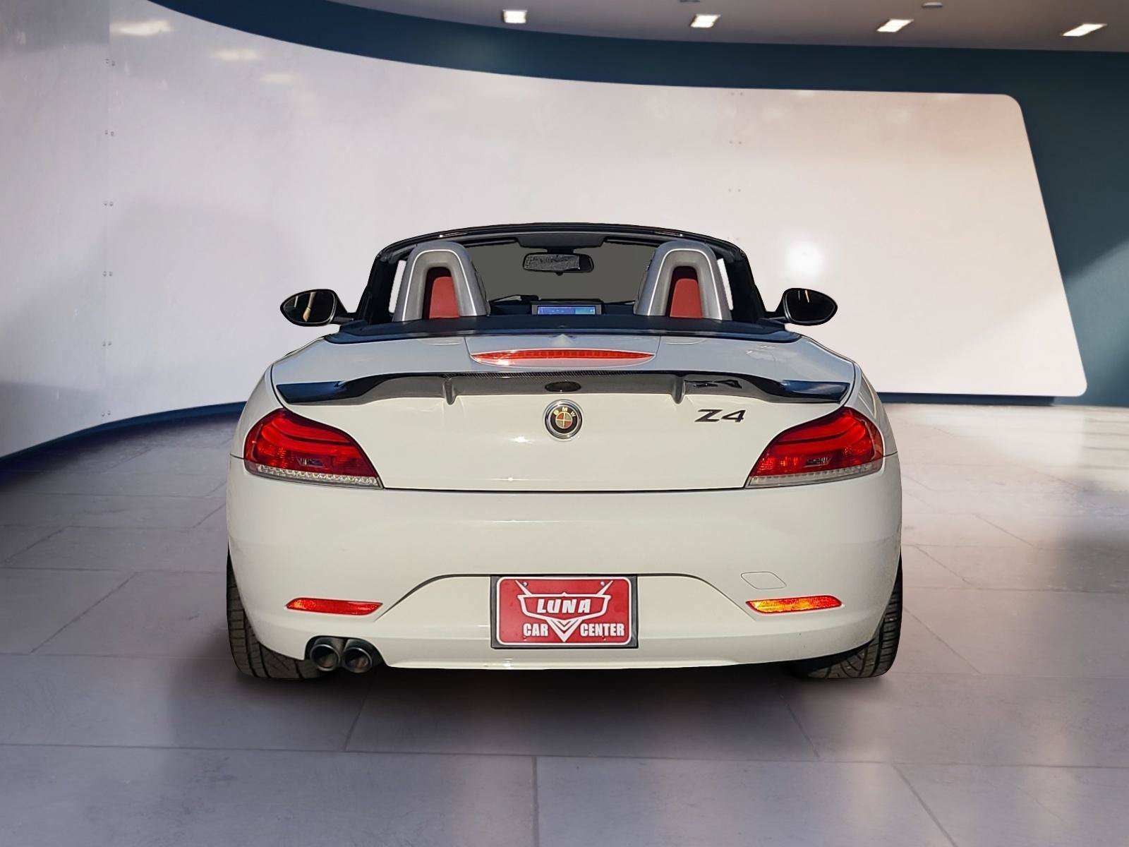 Used 2011 BMW Z4 sDrive30i RWD image 4