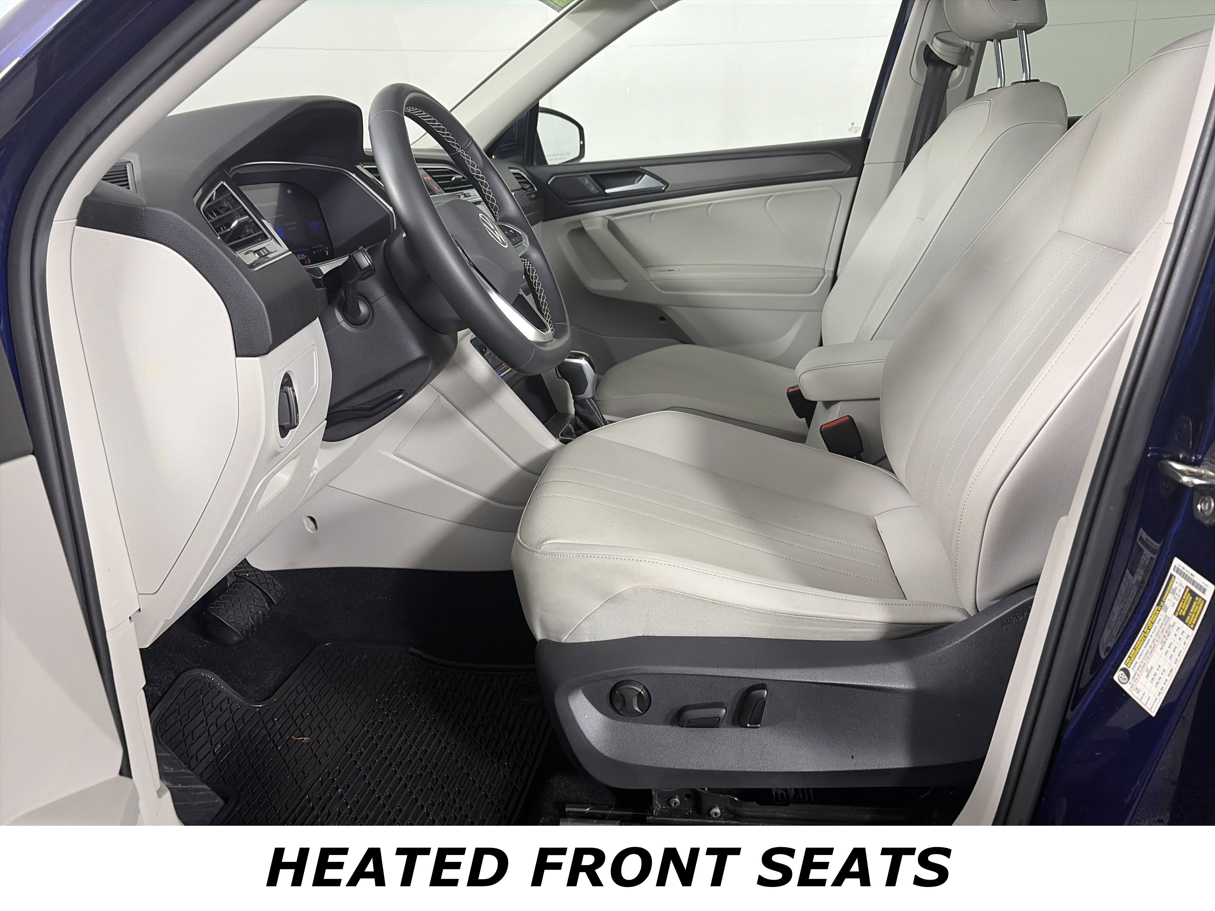 Used 2022 Volkswagen Tiguan SE image 9