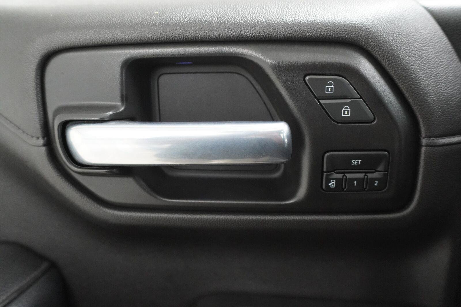Used 2021 GMC Sierra 1500 Denali RWD image 22