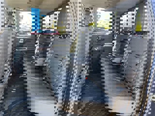 Used 2022 GMC Sierra 1500 SLT w/ SLT Premium Plus Package image 25