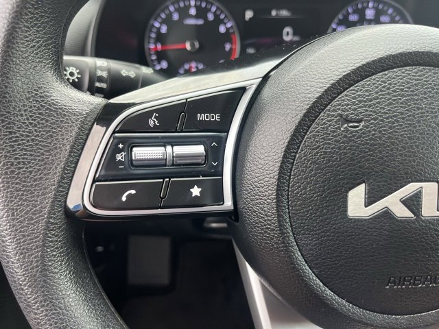 Used 2022 Kia Forte LXS image 19