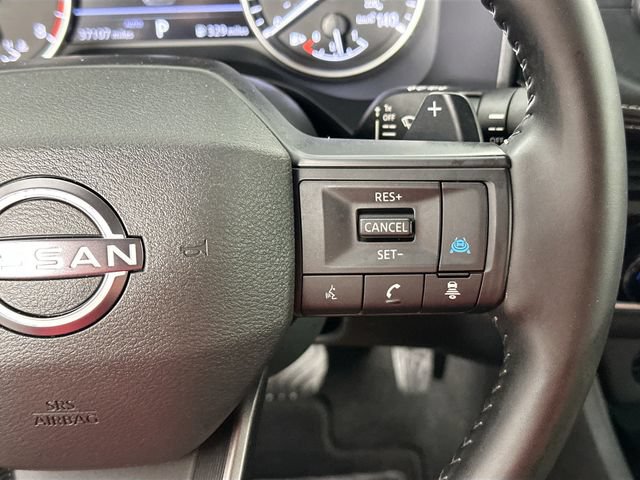 Used 2025 Nissan Rogue SV AWD/4WD image 21
