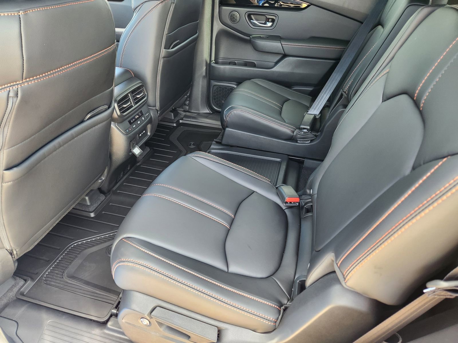 New 2025 Honda Pilot TrailSport image 26