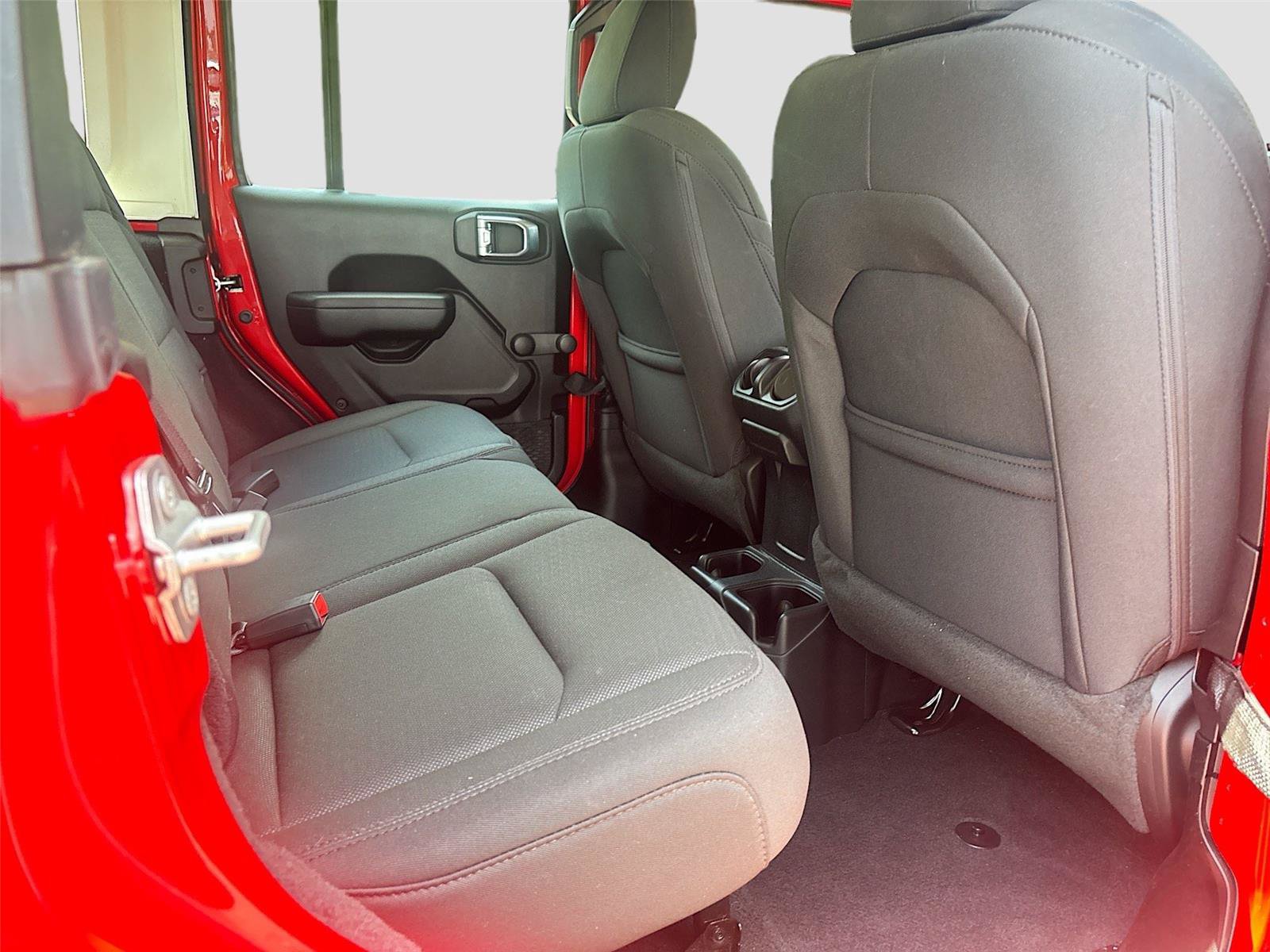 Used 2023 Jeep Wrangler Unlimited Sport AWD/4WD image 16